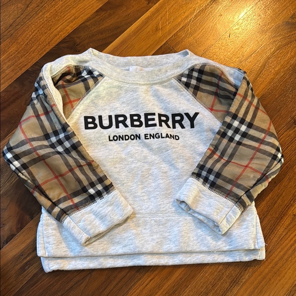Burberry Kids Gray Sweatshirt with Plaid Sleeves